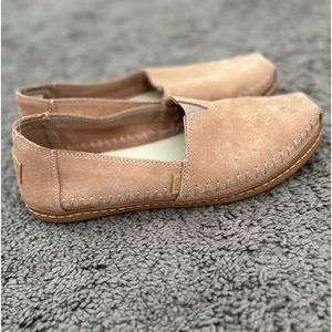 Blush Pink Suede Toms size 8